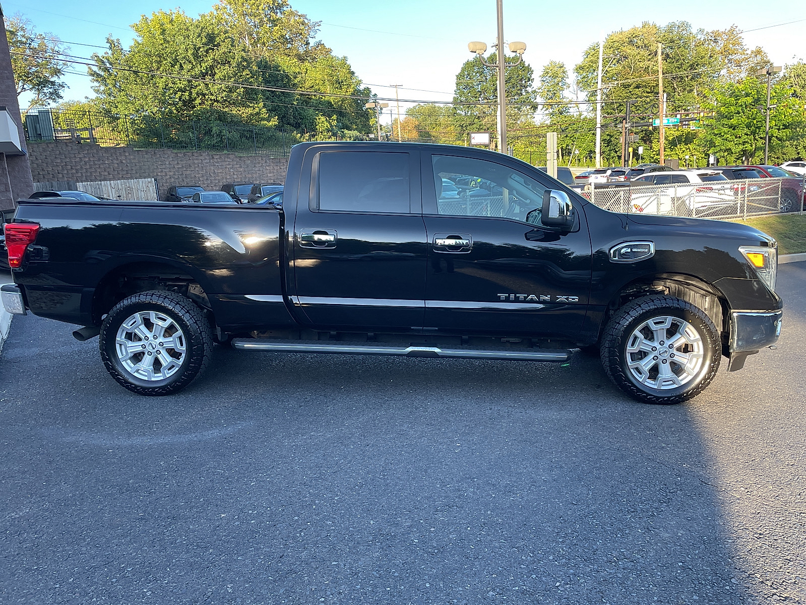 2016 Nissan TITAN XD SL Diesel
