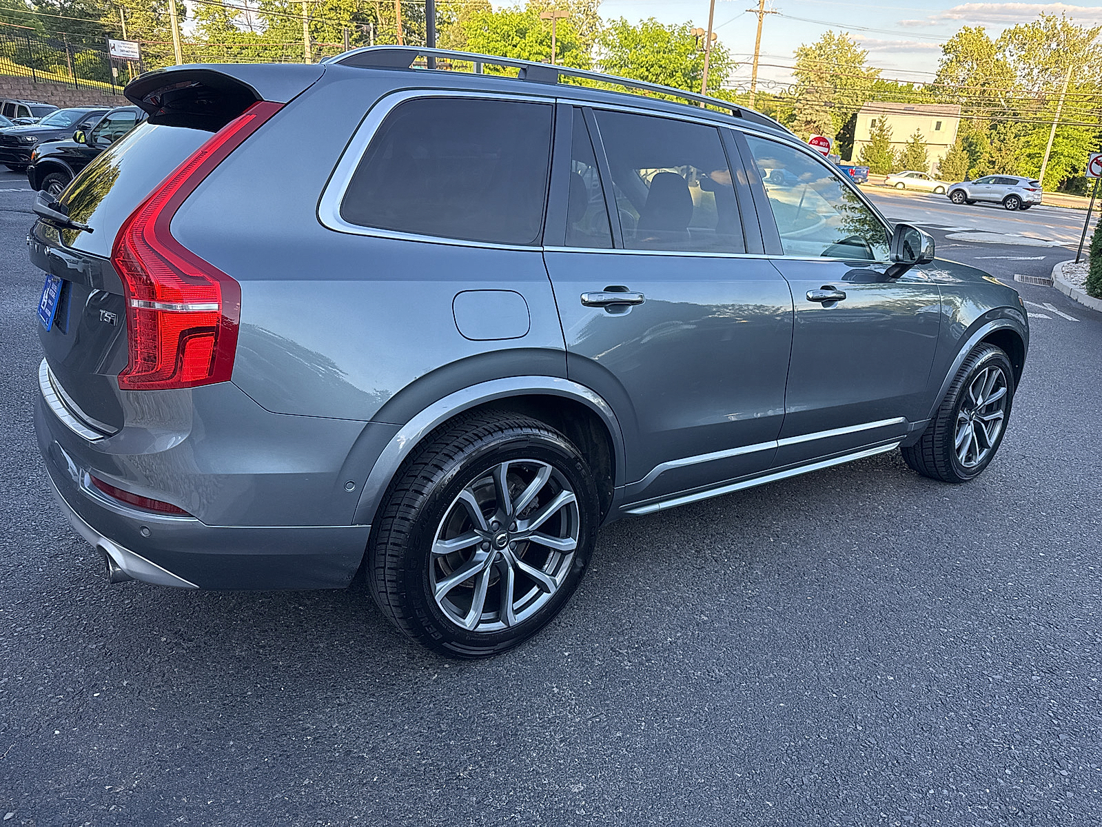 2018 Volvo XC90 Momentum