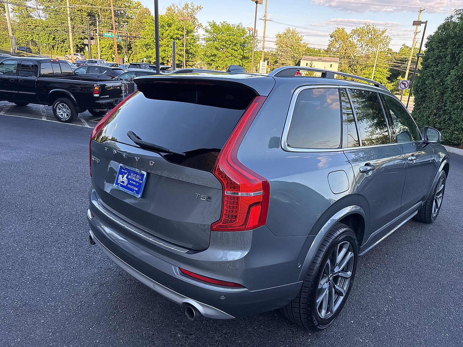 2018 Volvo XC90 Momentum