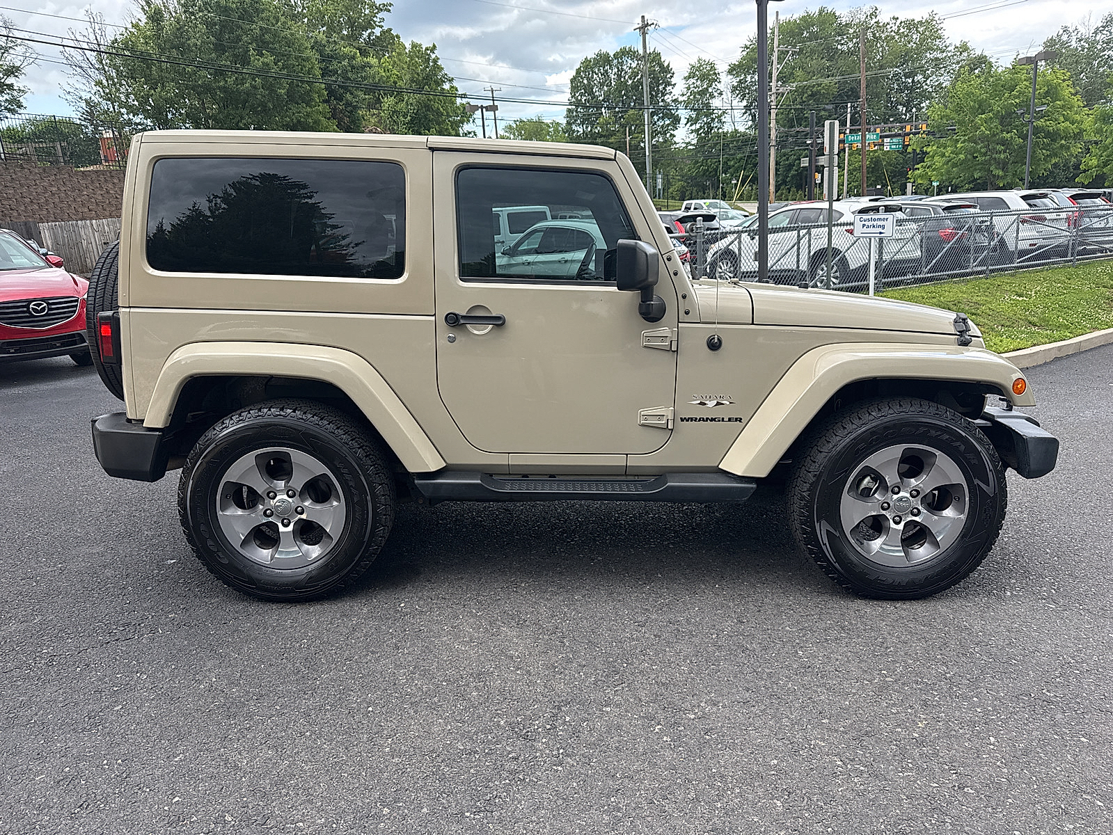 2017 Jeep Wrangler Sahara 4x4