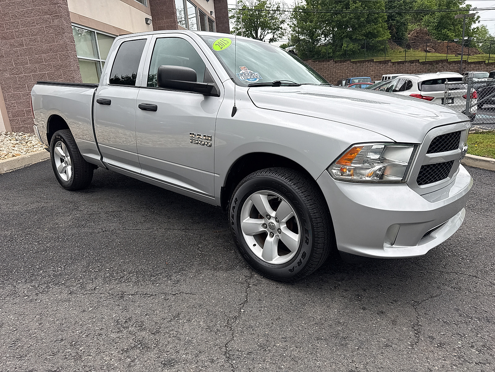 Vehicle Image 2