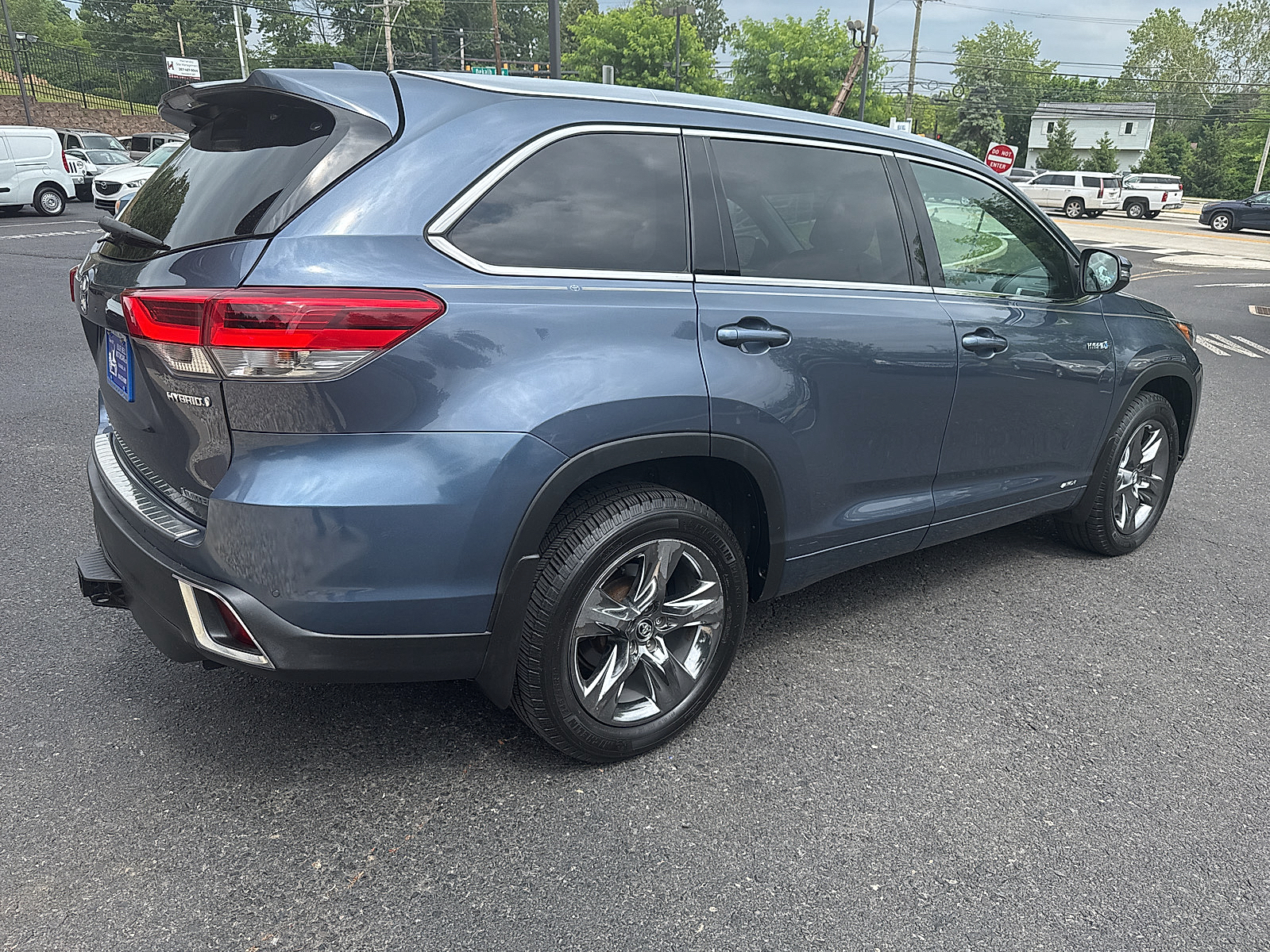 2019 Toyota Highlander Hybrid Limited Platinum