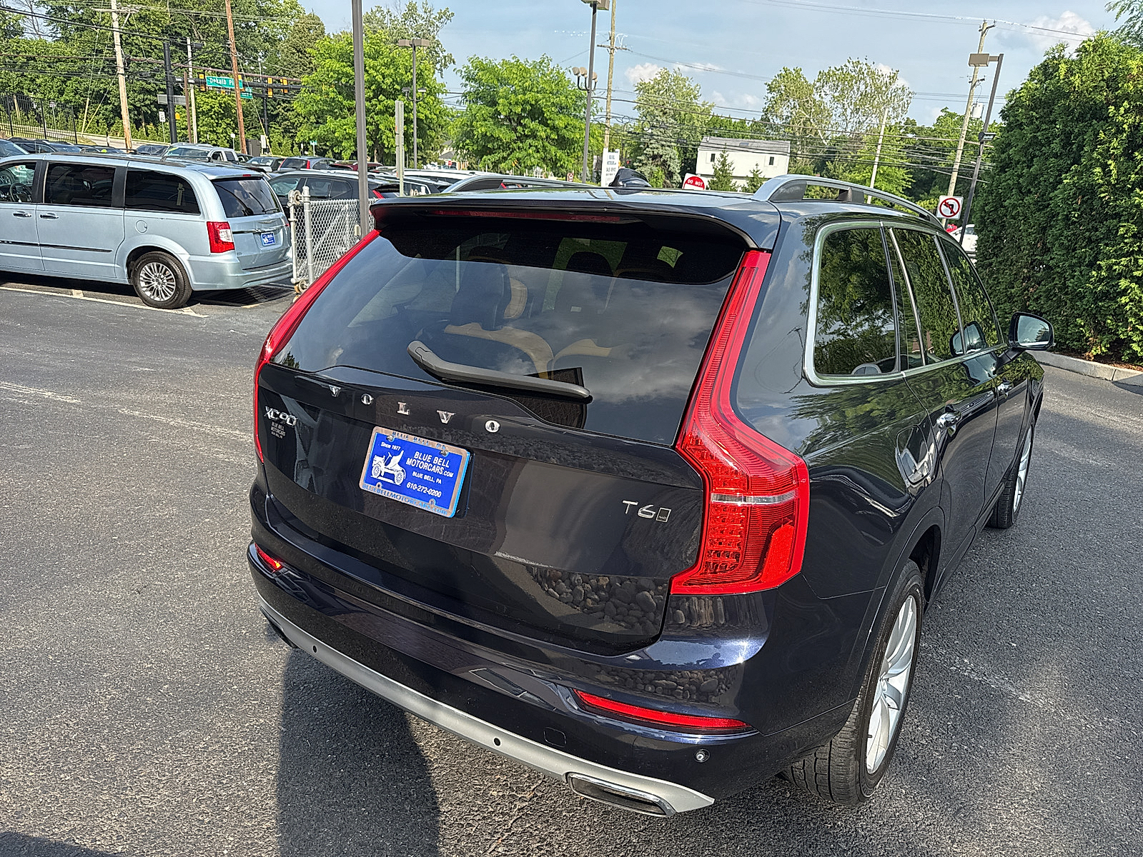 2016 Volvo XC90 T6 Momentum