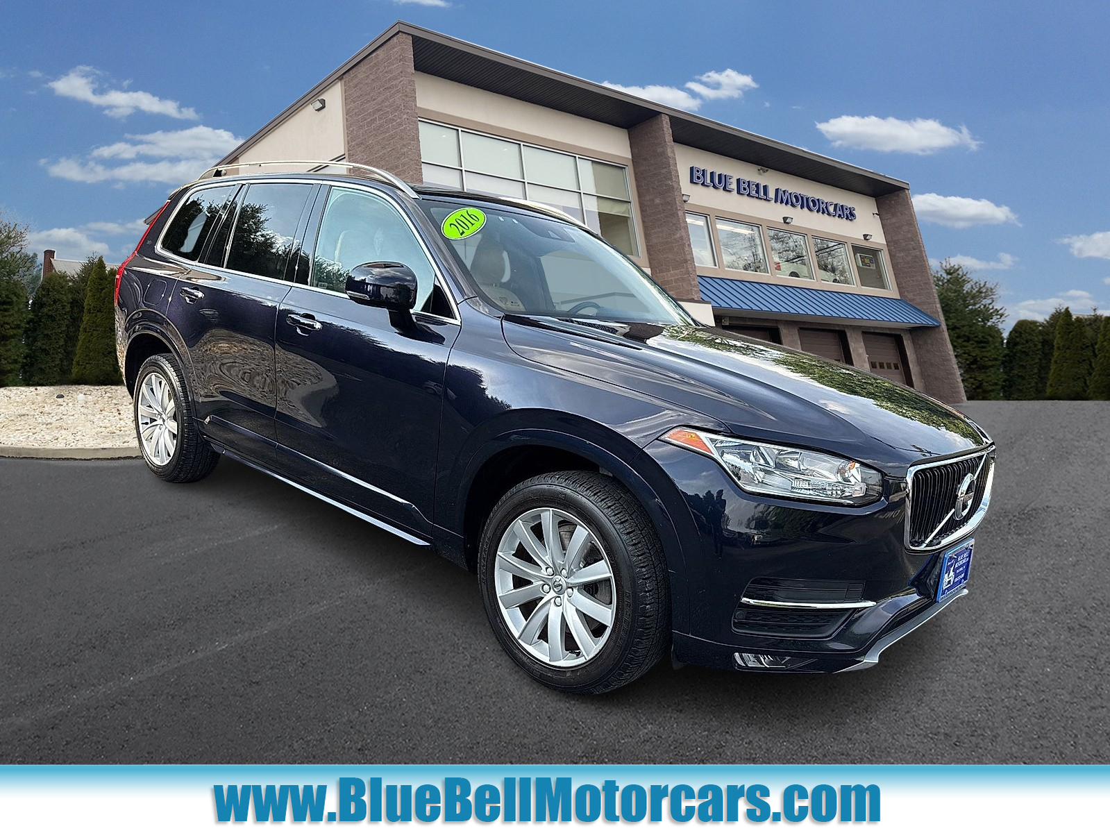 2016 Volvo XC90 T6 Momentum