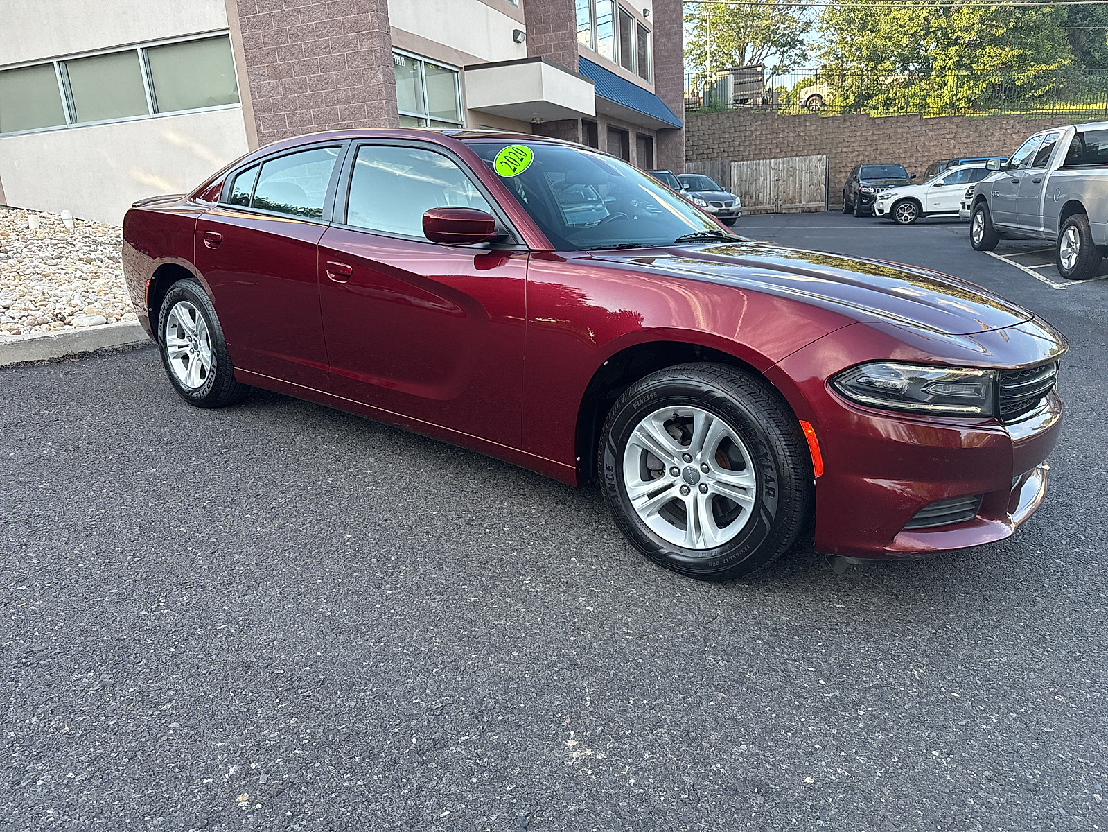 2020 Dodge Charger SXT RWD