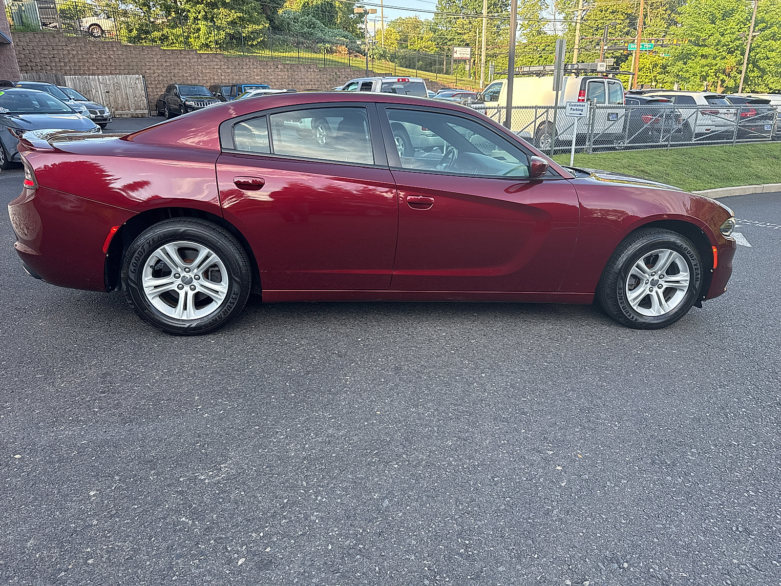 2020 Dodge Charger SXT RWD