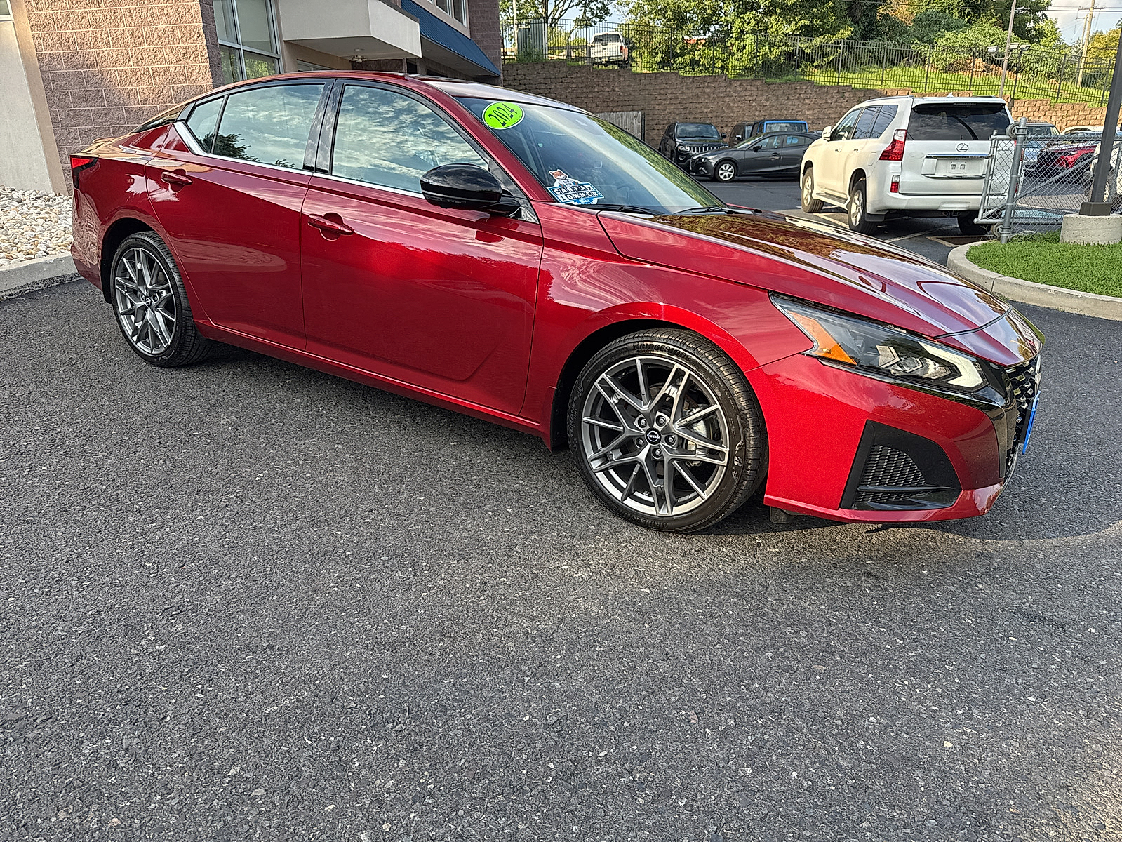 2024 Nissan Altima SR VC-Turbo FWD
