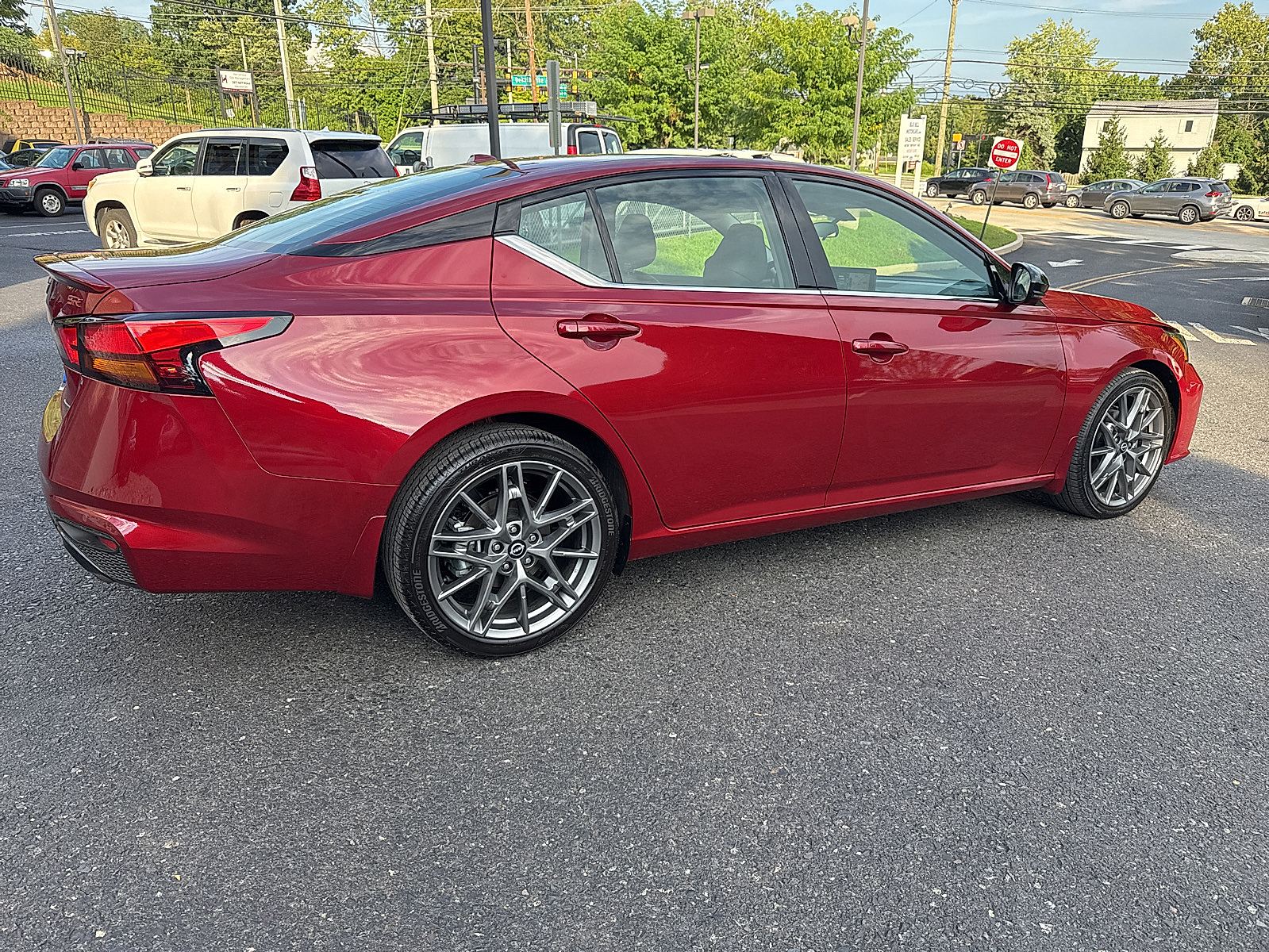 2024 Nissan Altima SR VC-Turbo FWD