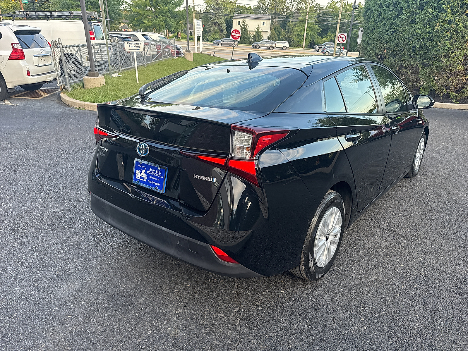 2021 Toyota Prius LE