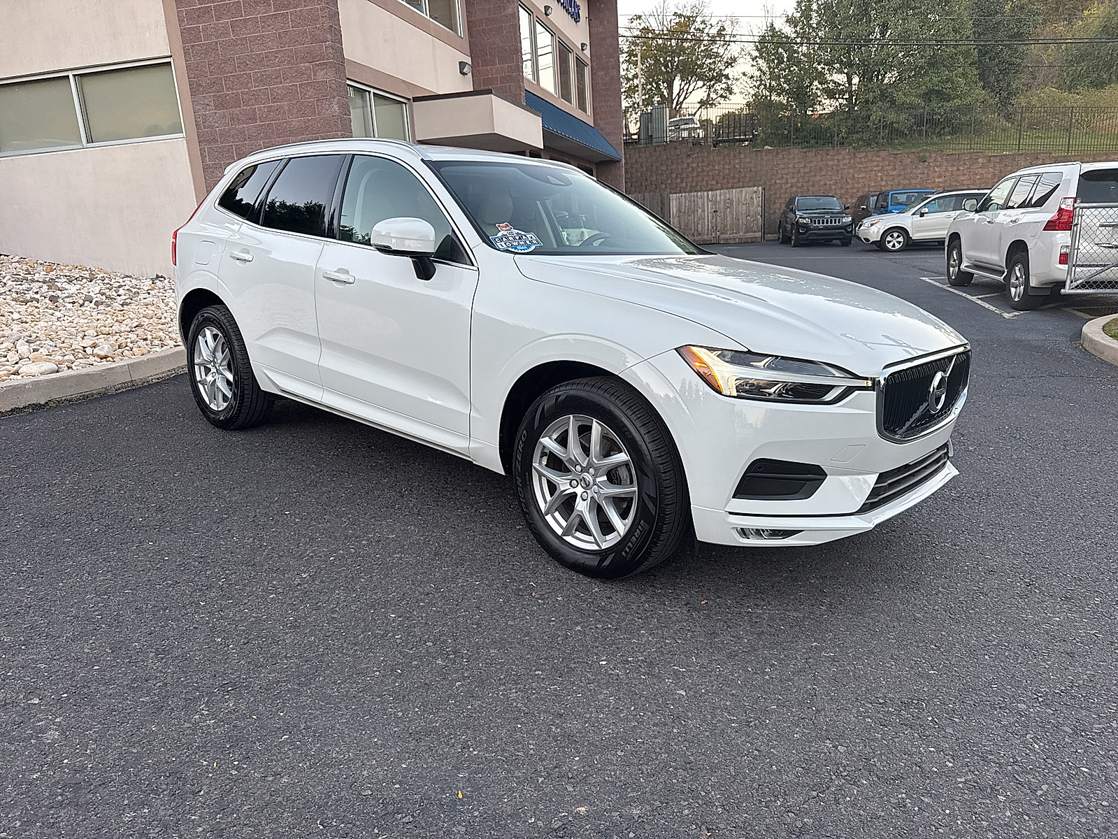 2021 Volvo XC60 T5 Momentum