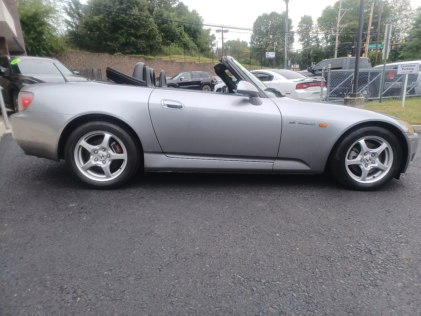 2001 Honda S2000 Base RWD
