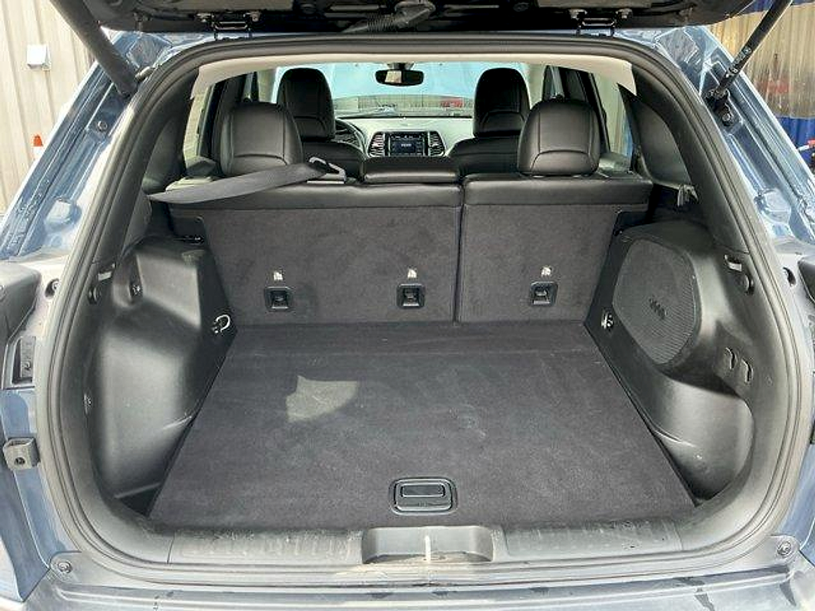 Used 2020 Jeep Cherokee Sedan