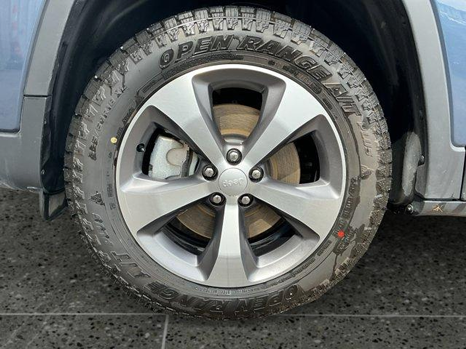 Used 2020 Jeep Cherokee Sedan