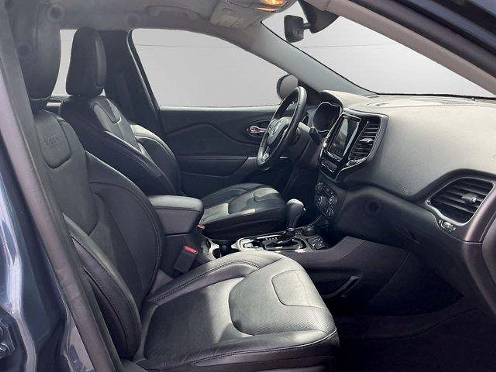 Used 2020 Jeep Cherokee Sedan