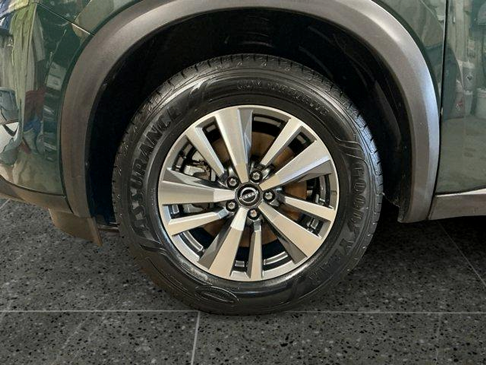 Used 2025 Nissan Pathfinder Sedan