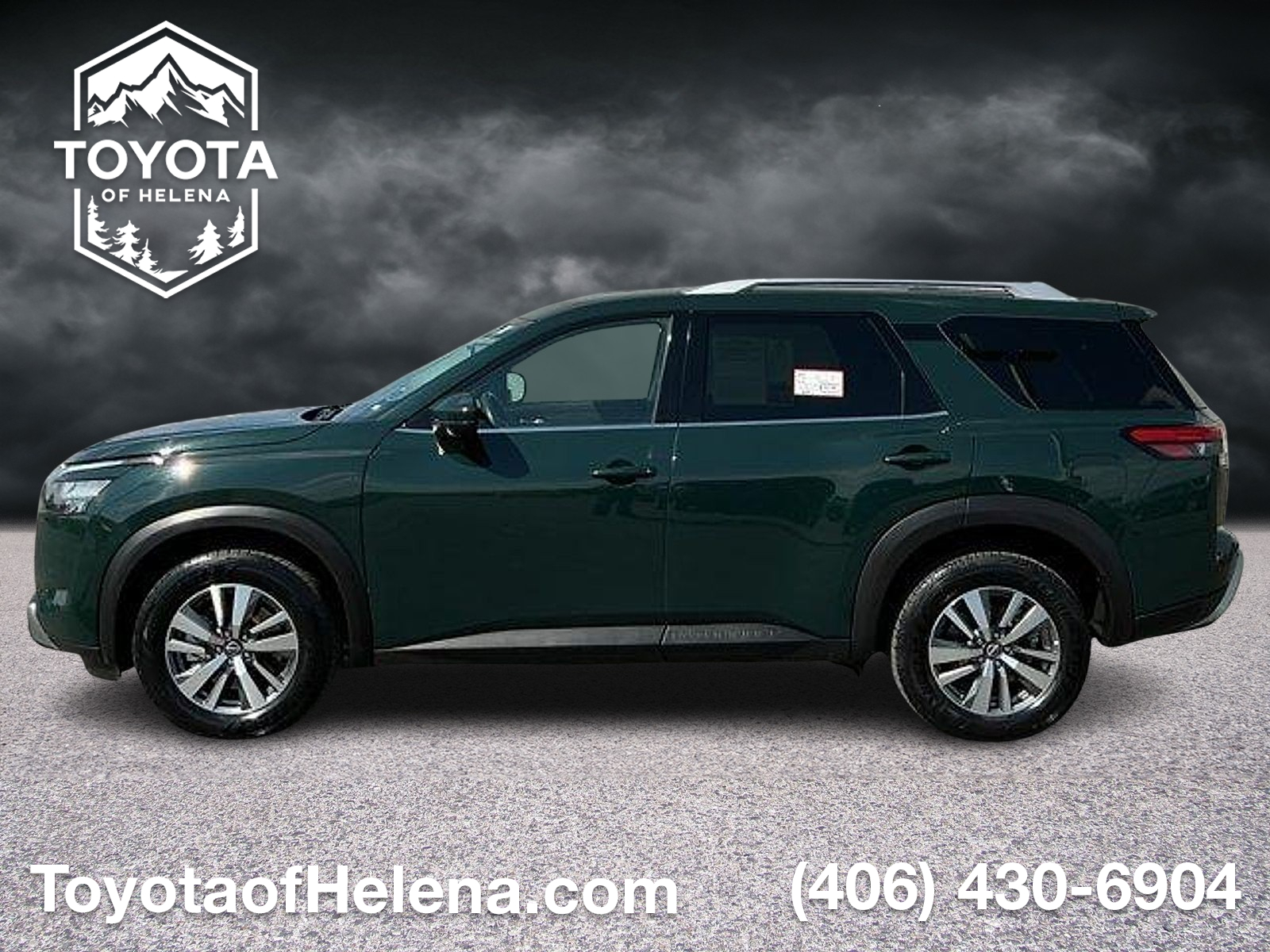 Used 2025 Nissan Pathfinder Sedan