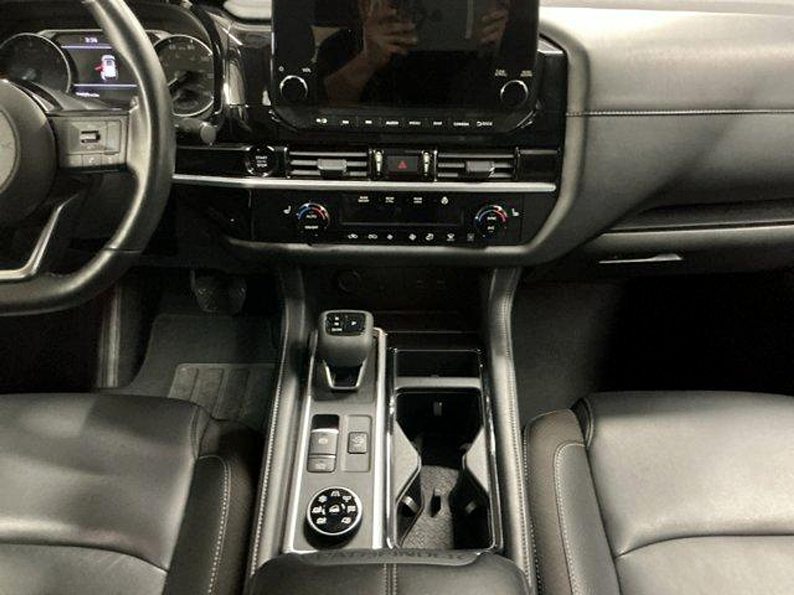 Used 2025 Nissan Pathfinder Sedan