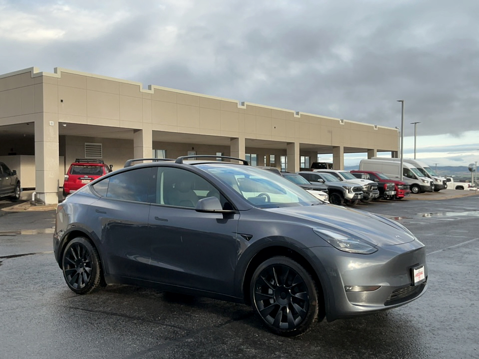 Used 2023 Tesla Model Y Sedan
