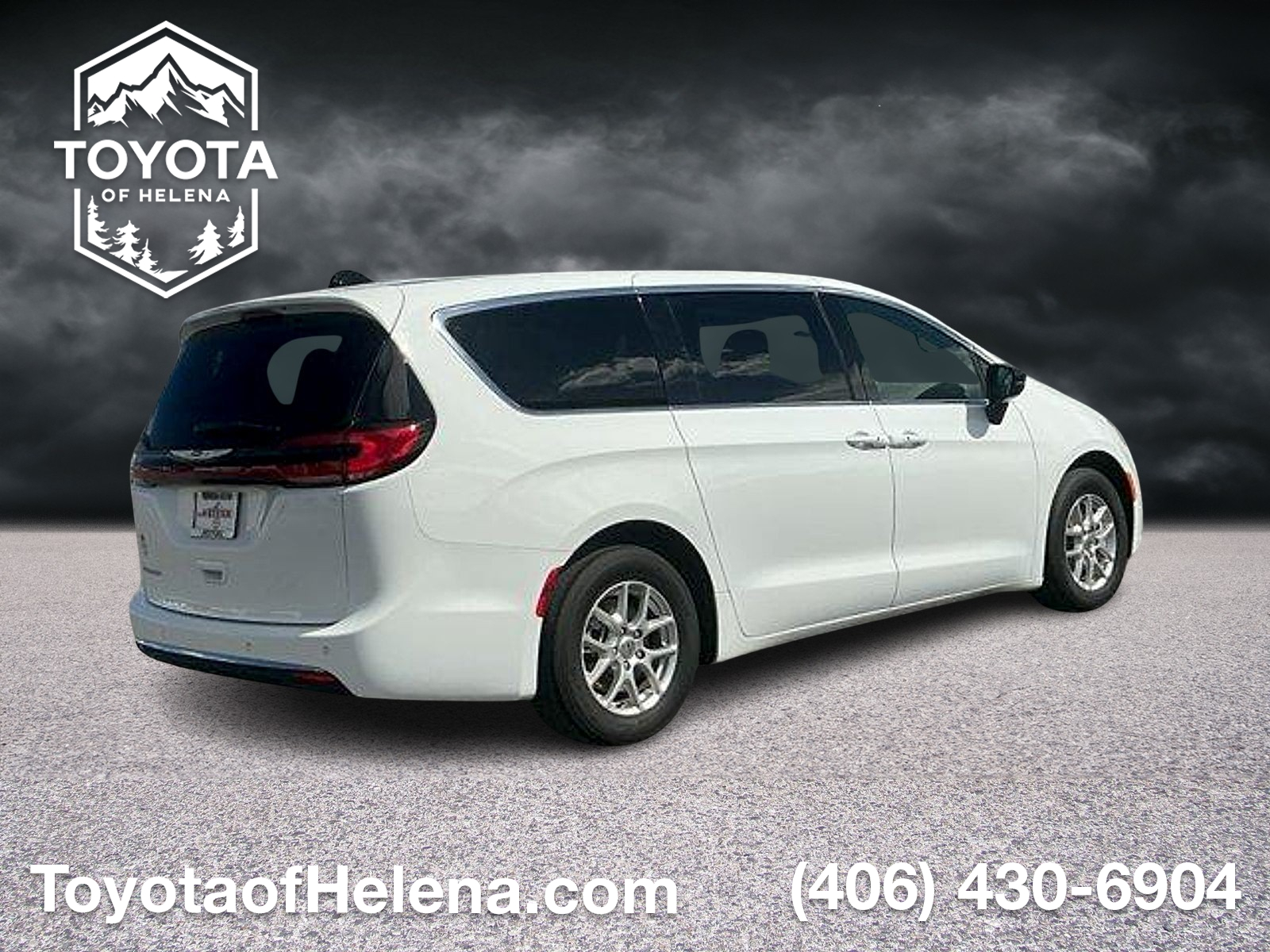 Used 2025 Chrysler Pacifica Sedan