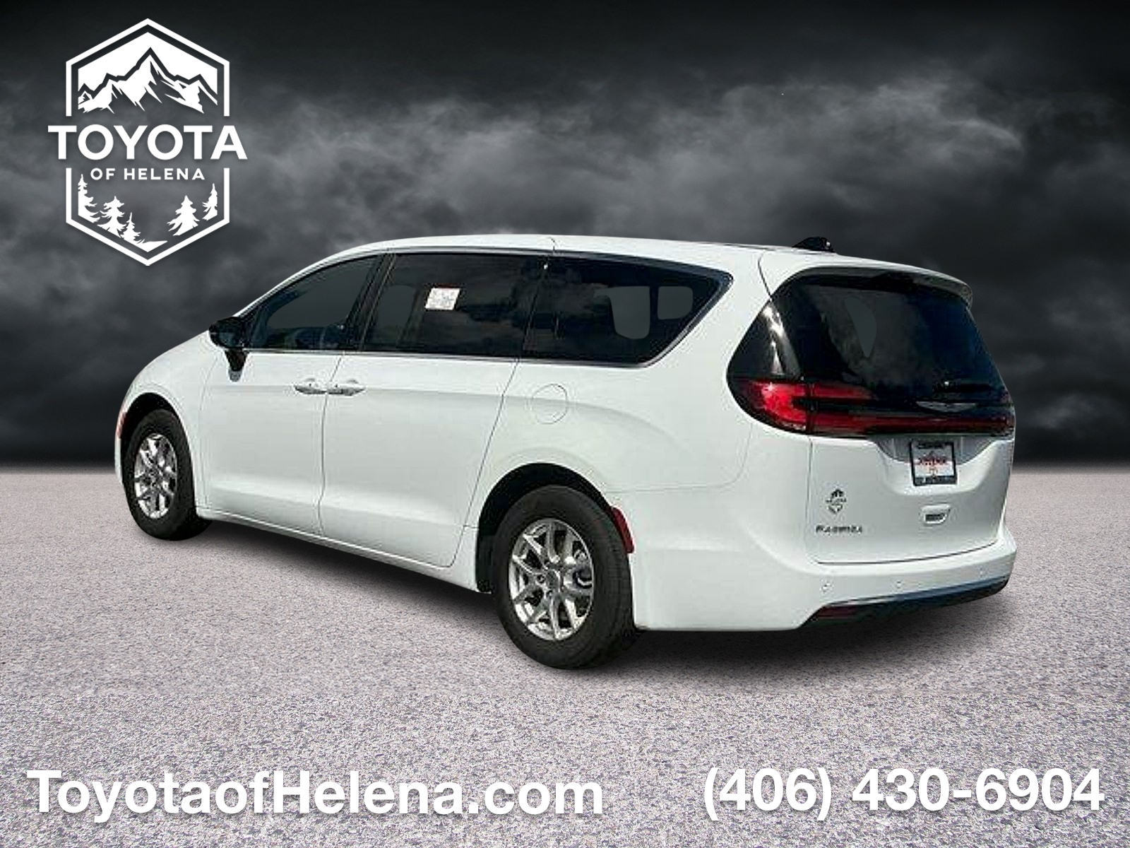 Used 2025 Chrysler Pacifica Sedan