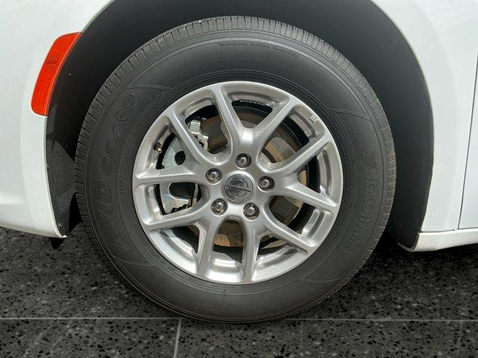 Used 2025 Chrysler Pacifica Sedan