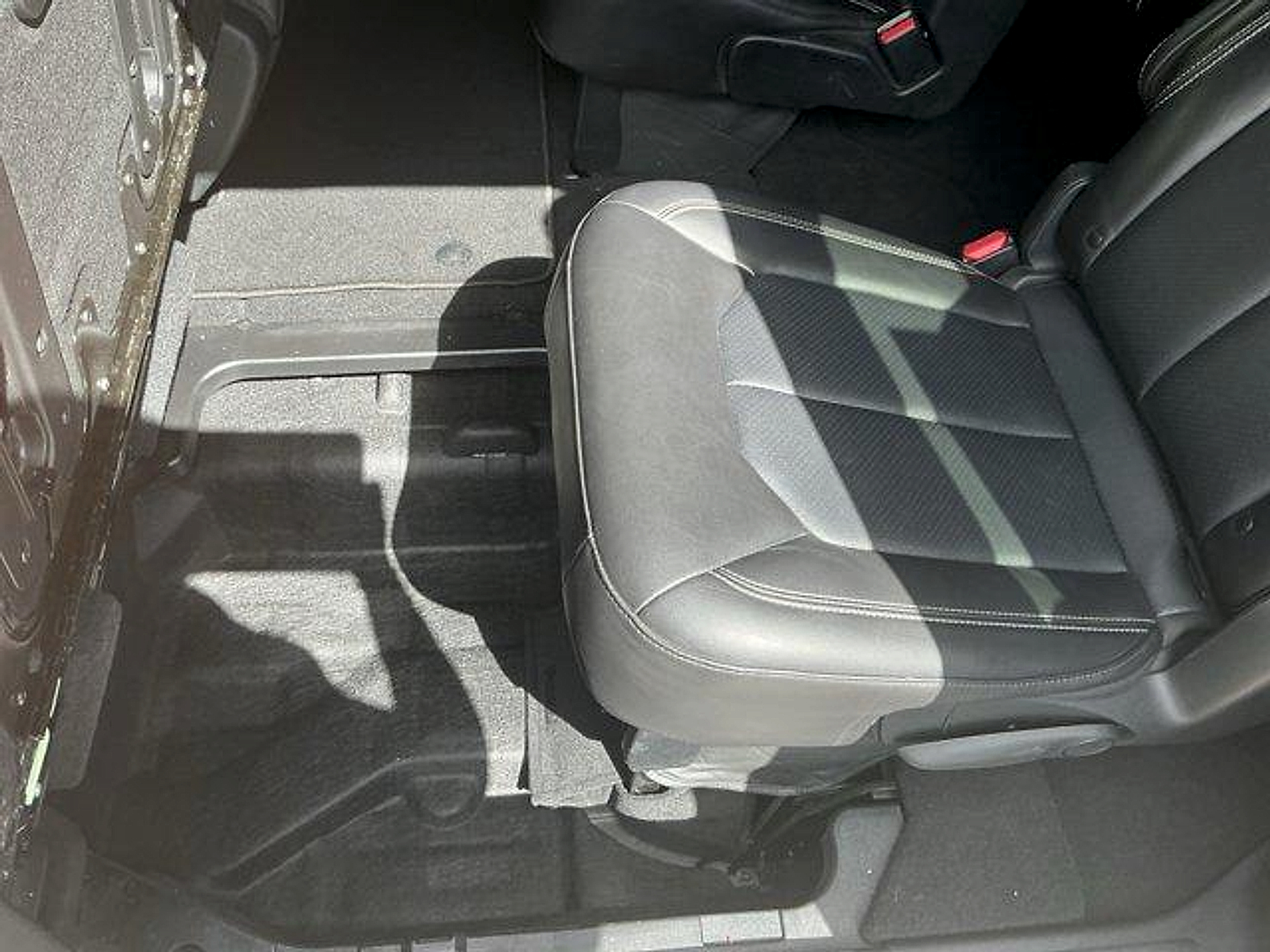 Used 2025 Chrysler Pacifica Sedan