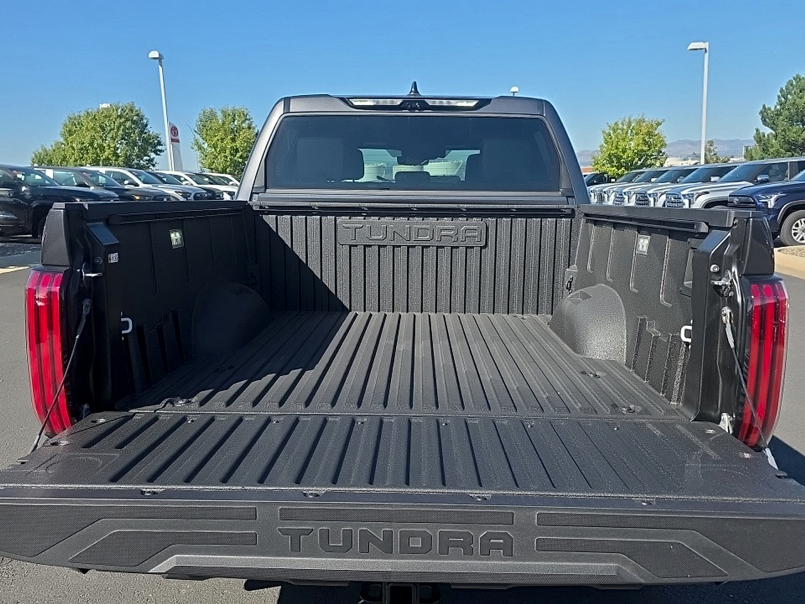2026 Toyota Tundra Platinum - Photo 22