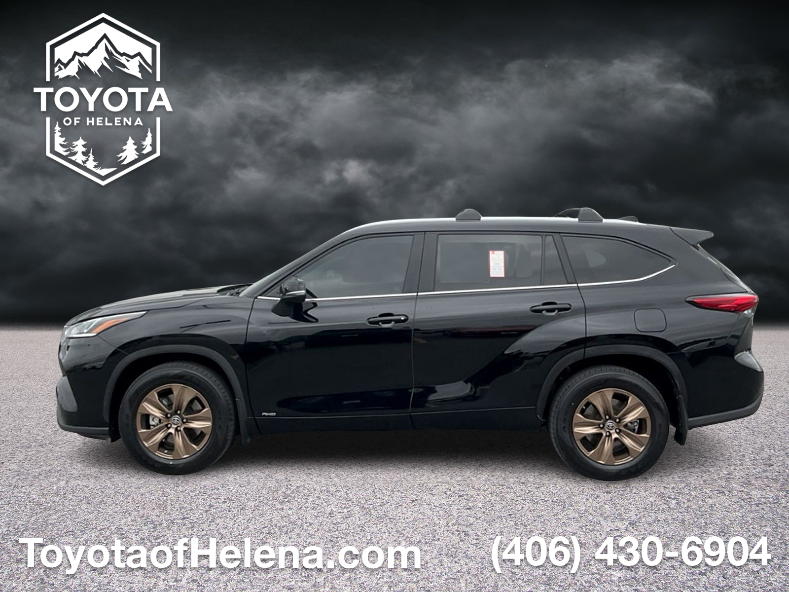 Used 2023 Toyota Highlander Sedan