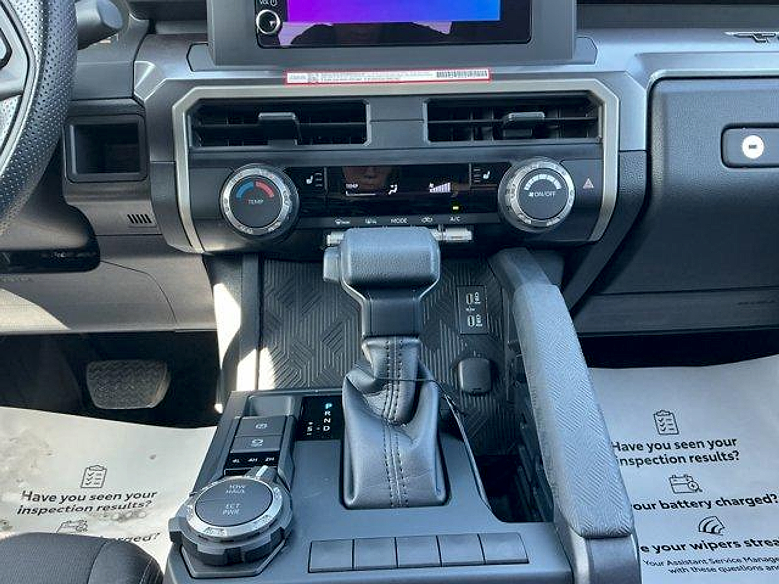 2026 Toyota Tacoma SR5 - Photo 11