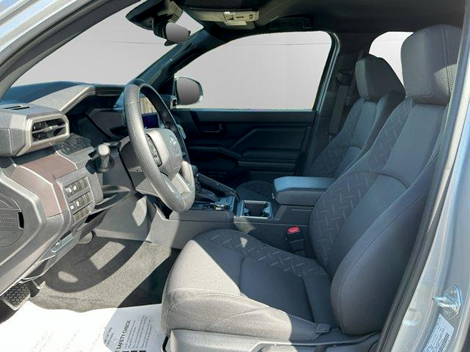 2026 Toyota Tacoma SR5 - Photo 9
