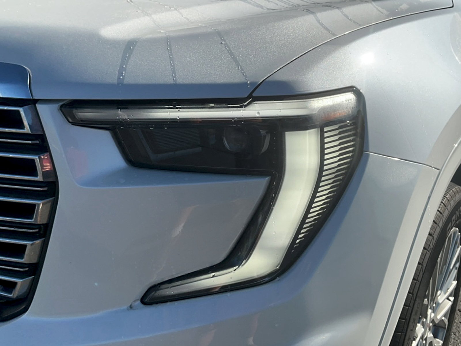 Used 2025 GMC Acadia Sedan