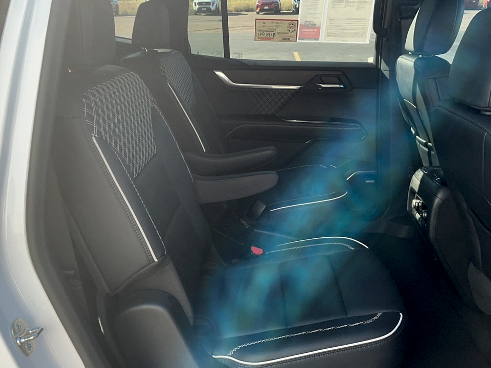 Used 2025 GMC Acadia Sedan