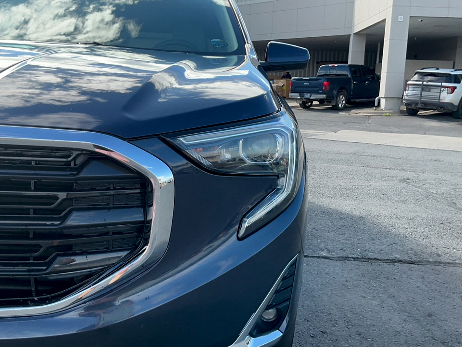 Used 2018 GMC Terrain Sedan