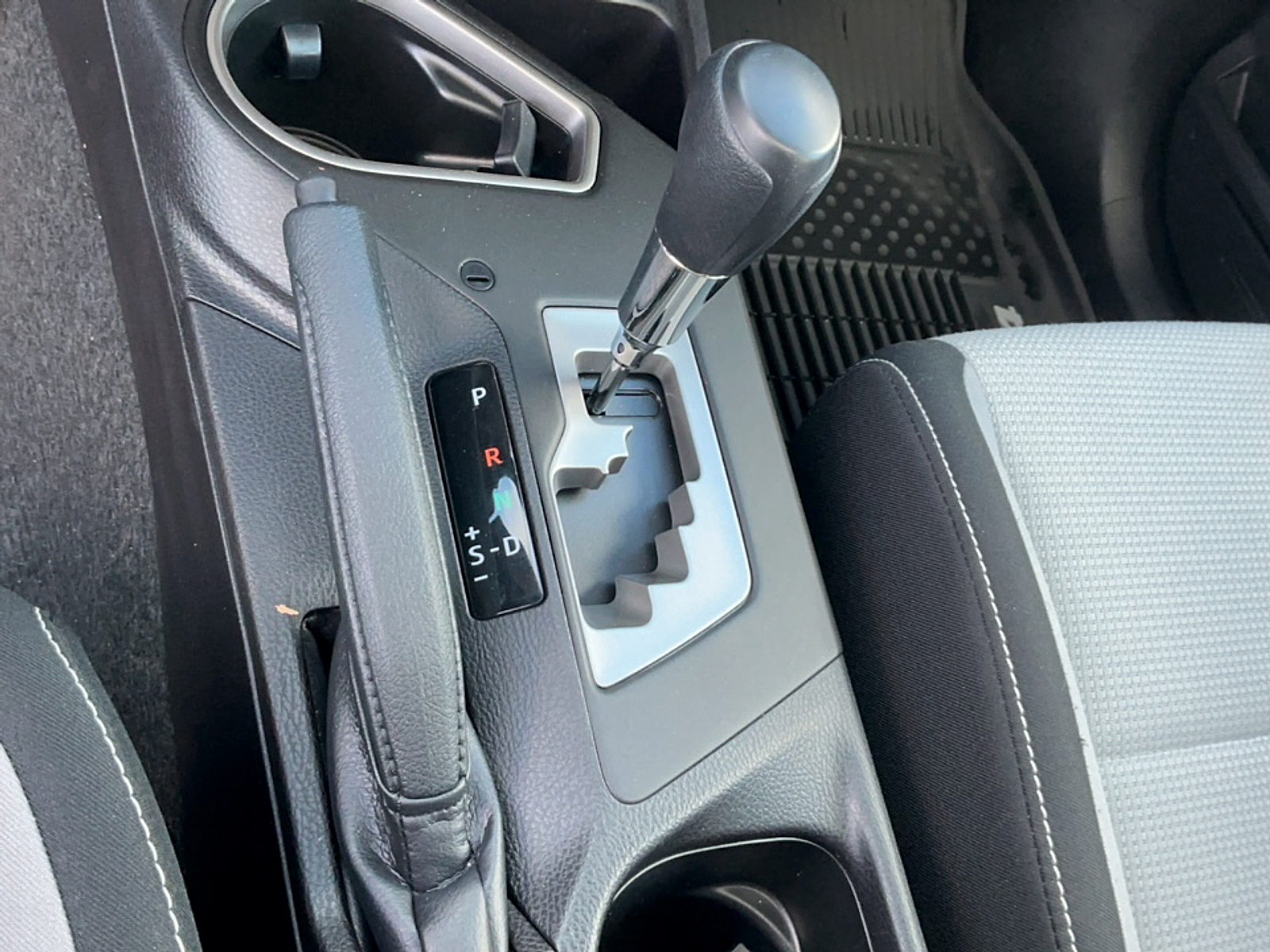 Used 2017 Toyota RAV4 Sedan