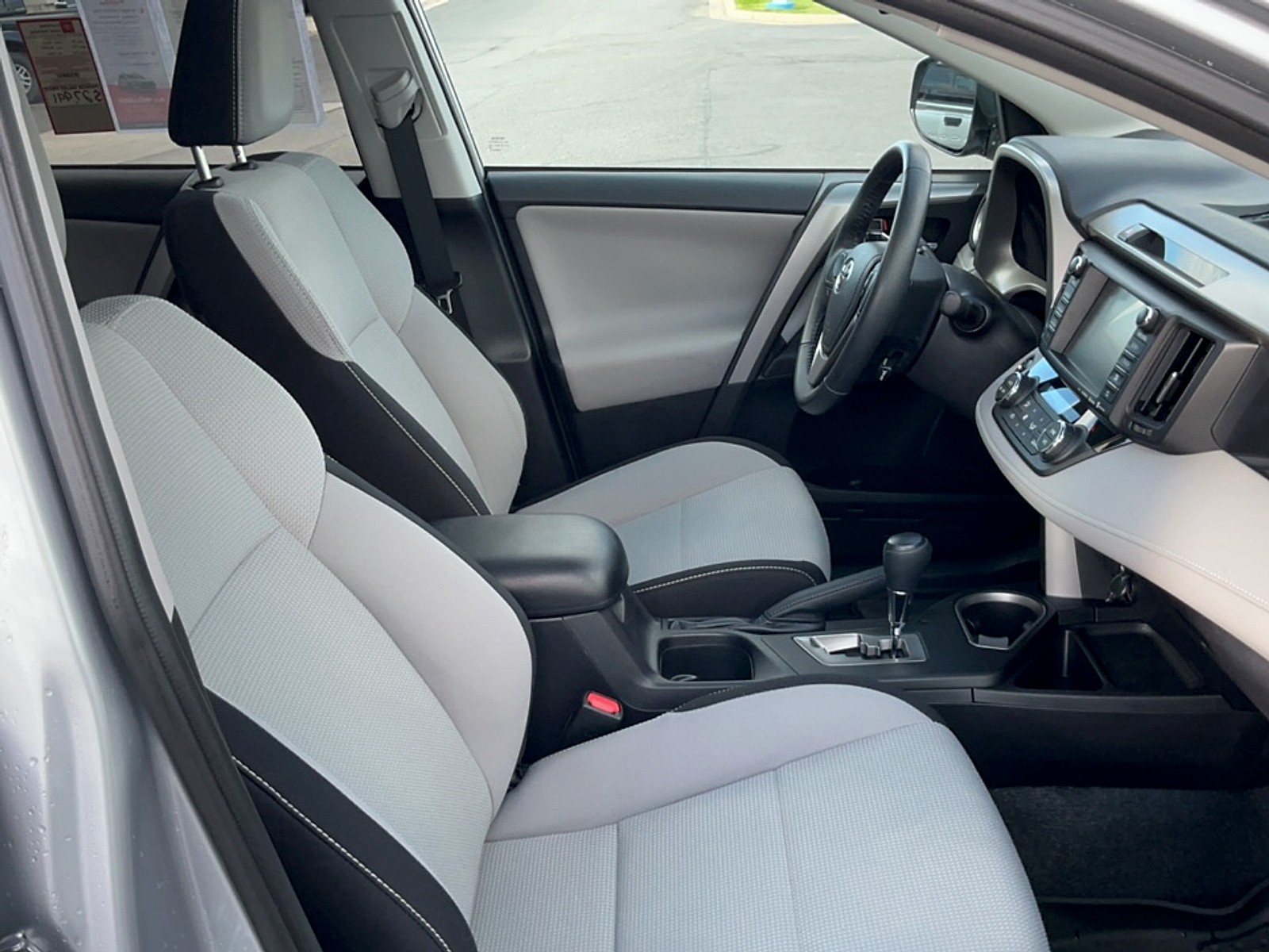 Used 2017 Toyota RAV4 Sedan