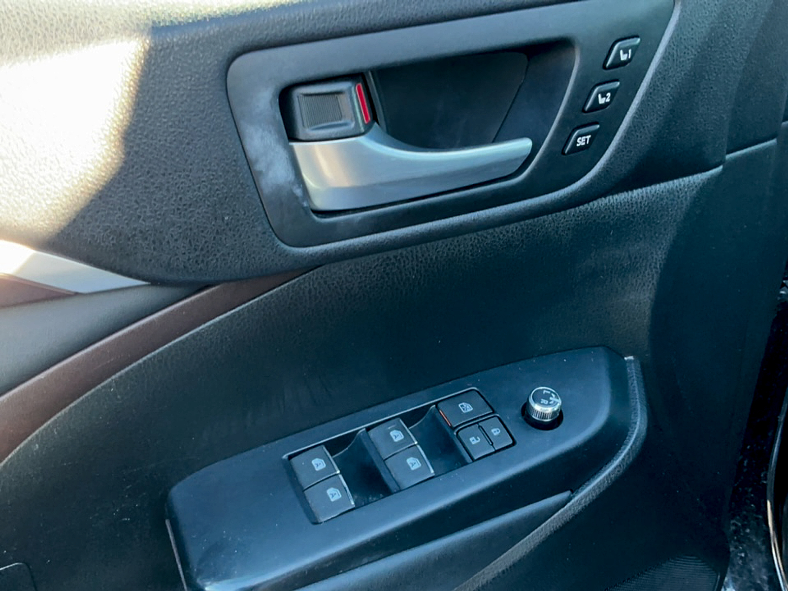 Used 2015 Toyota Highlander SUV