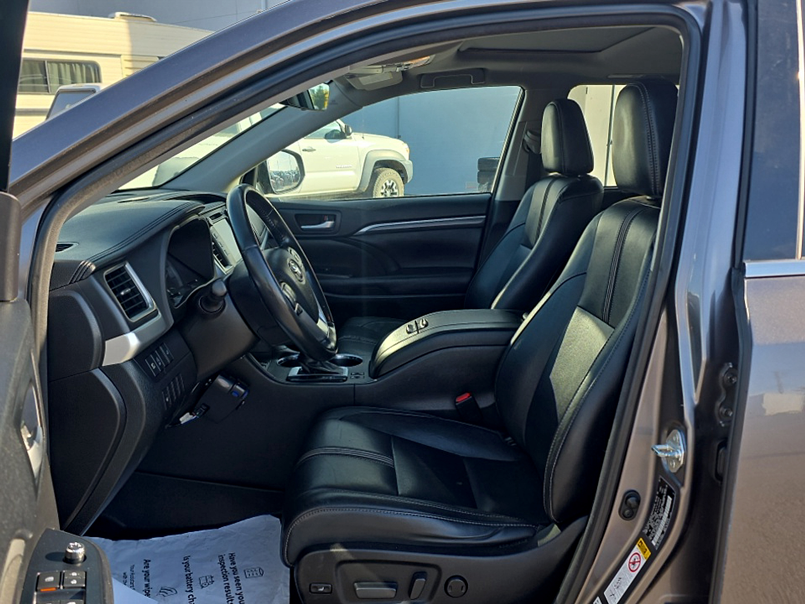 Used 2017 Toyota Highlander SUV