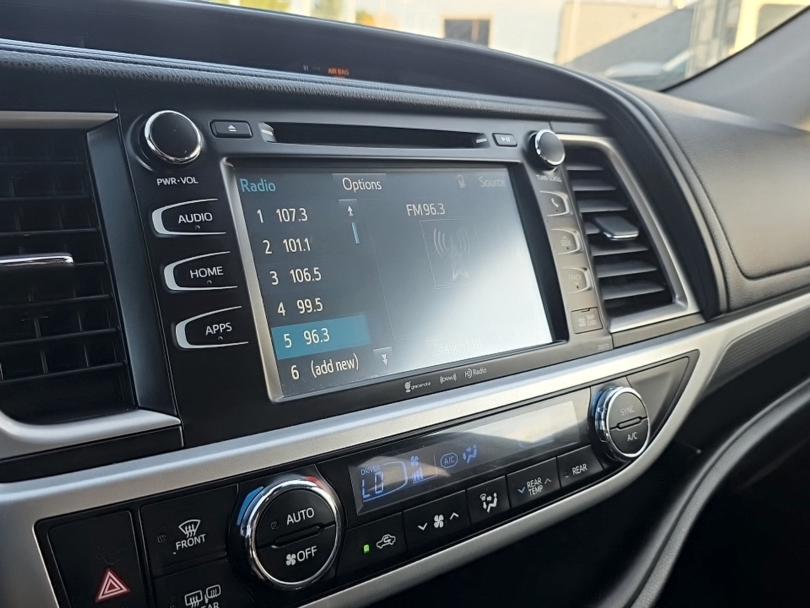 Used 2017 Toyota Highlander SUV