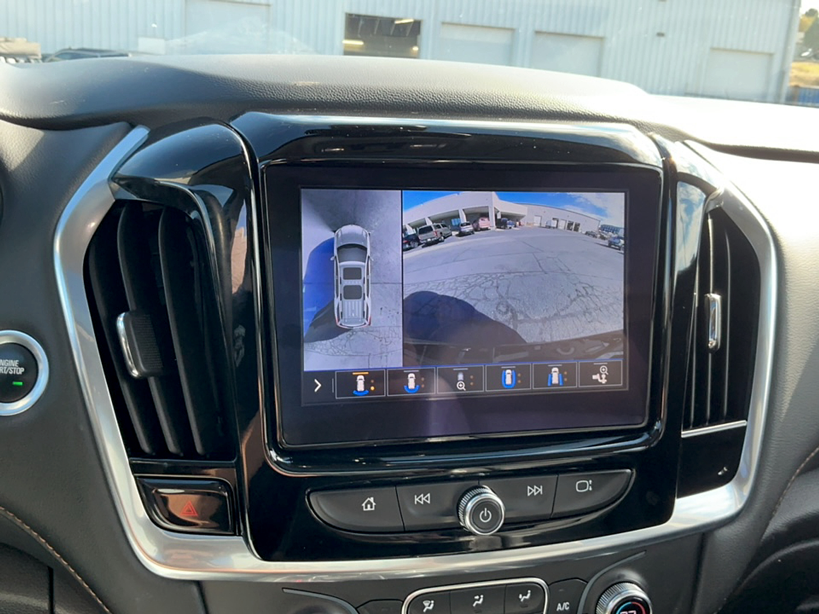 Used 2021 Chevrolet Traverse SUV
