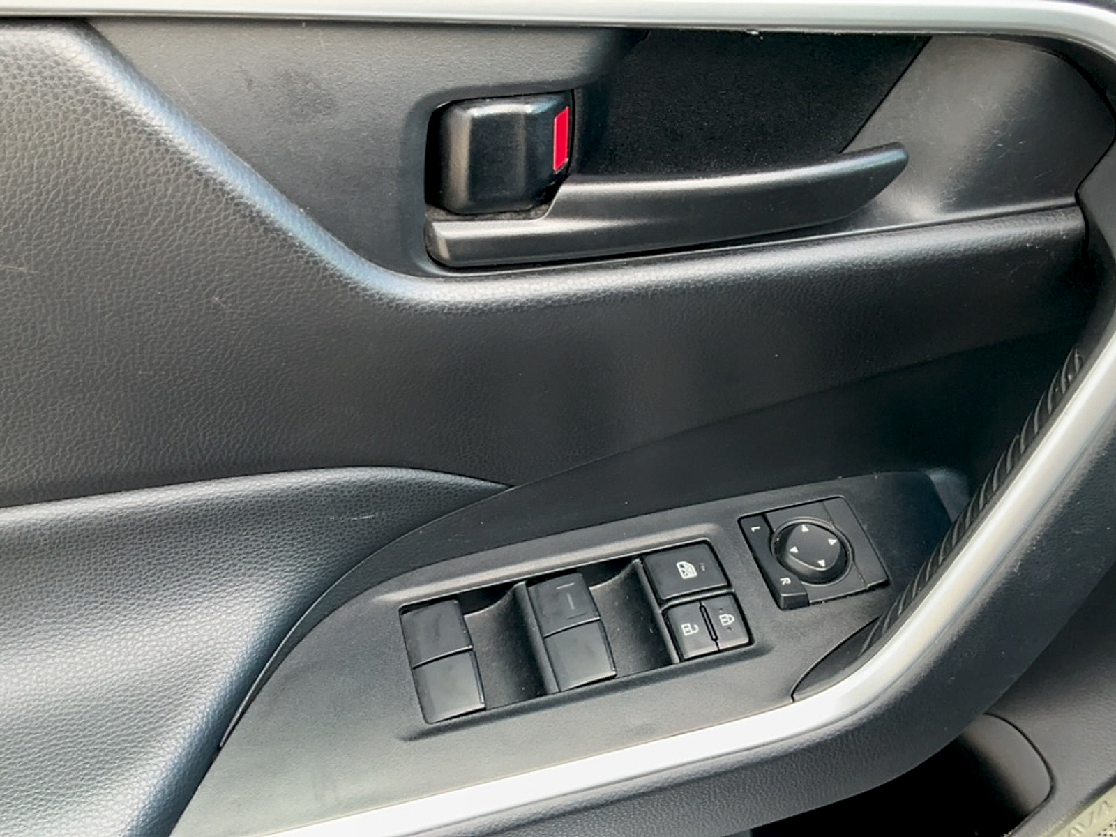 Used 2025 Toyota RAV4 SUV