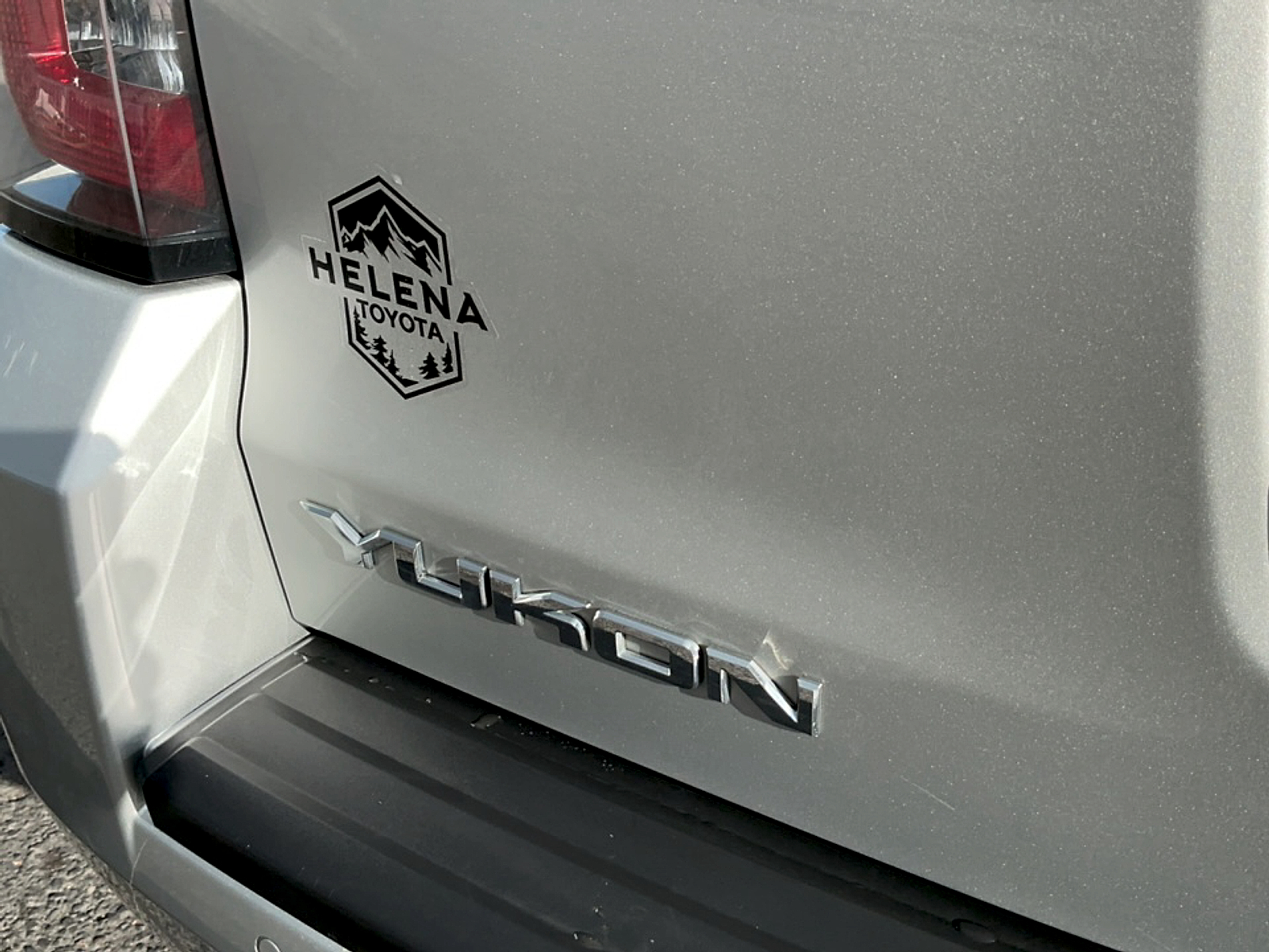 Used 2018 GMC Yukon SUV