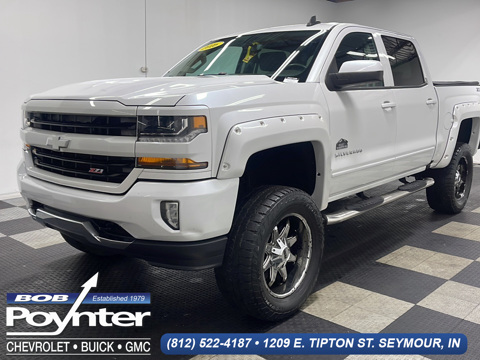 White (Iridescent Pearl Tricoat) 2016 Chevrolet Silverado 1500 Pickup Truck Four-Wheel Drive Automatic