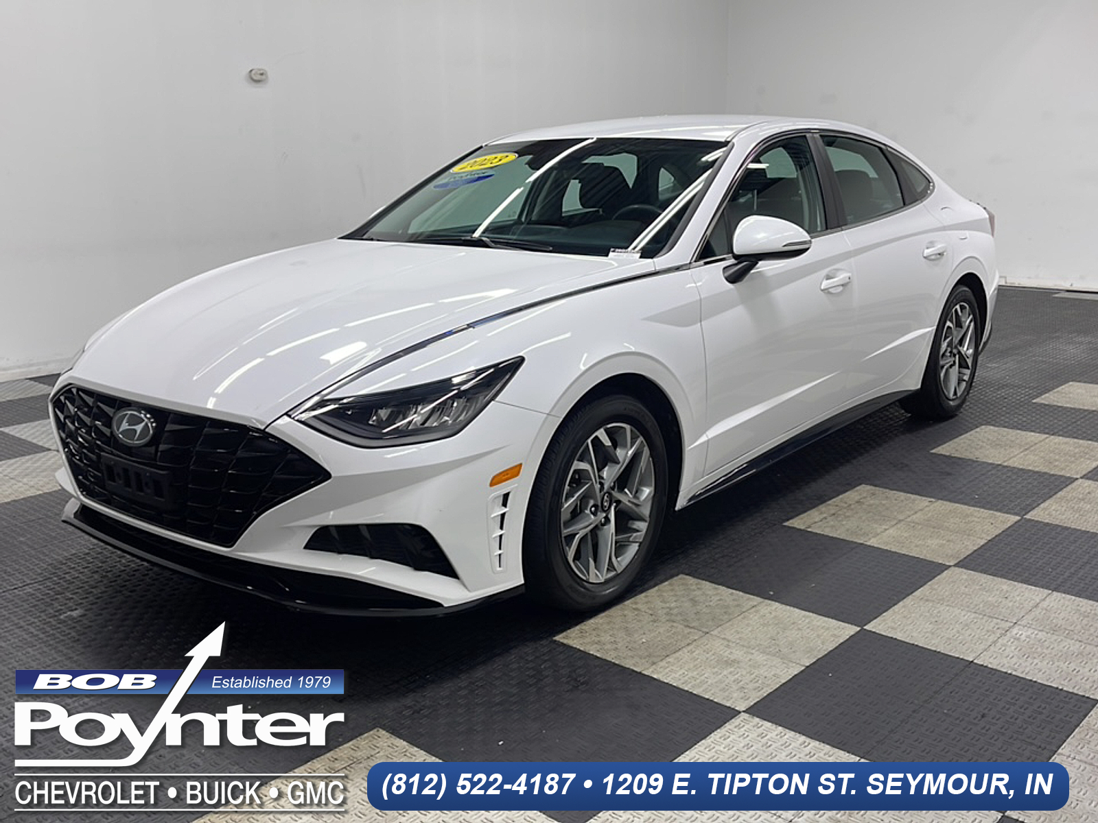 Serenity White 2023 Hyundai Sonata Sedan Front-Wheel Drive Automatic