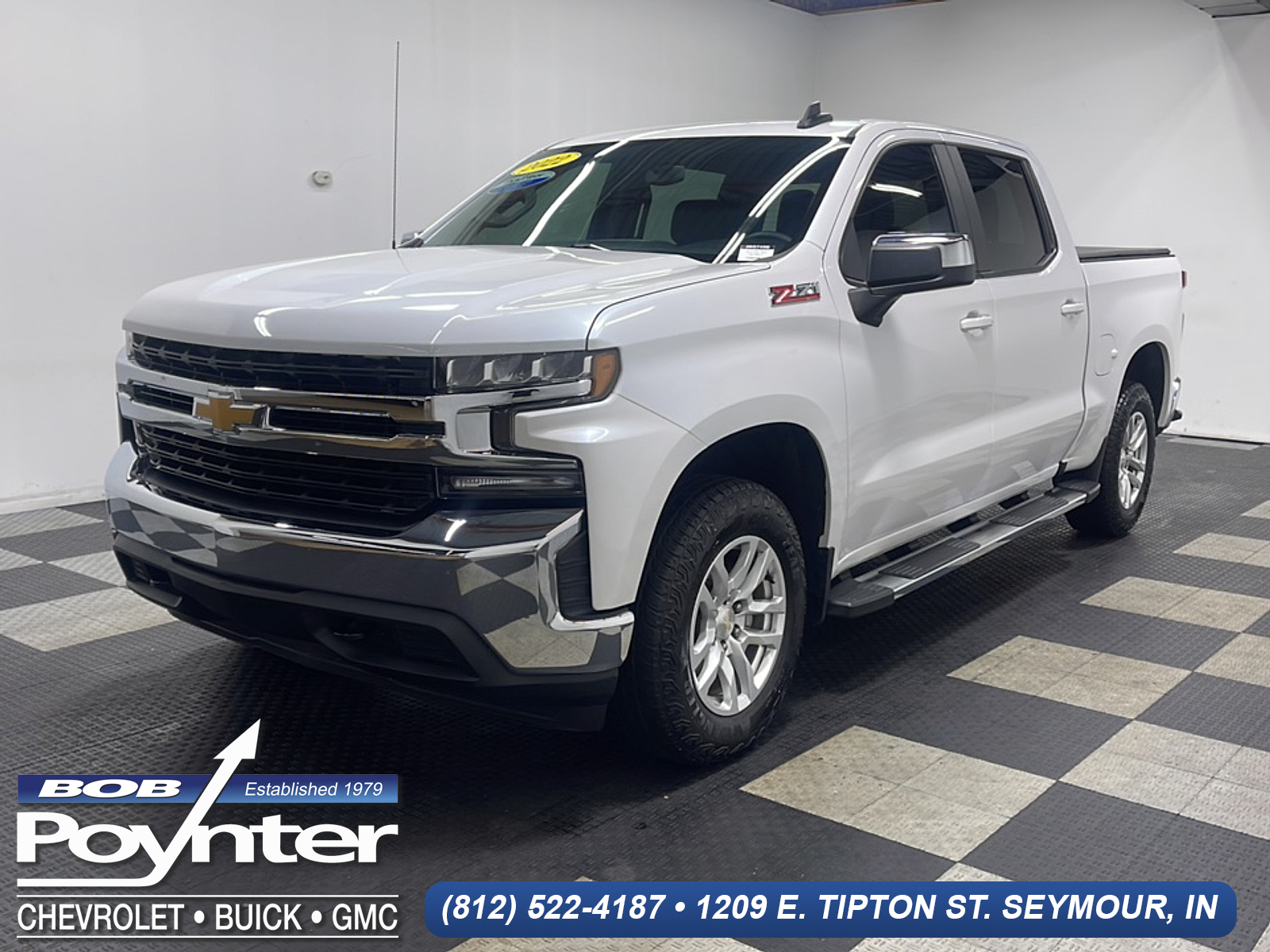 White (Iridescent Pearl Tricoat) 2022 Chevrolet Silverado 1500 Pickup Truck Four-Wheel Drive Automatic