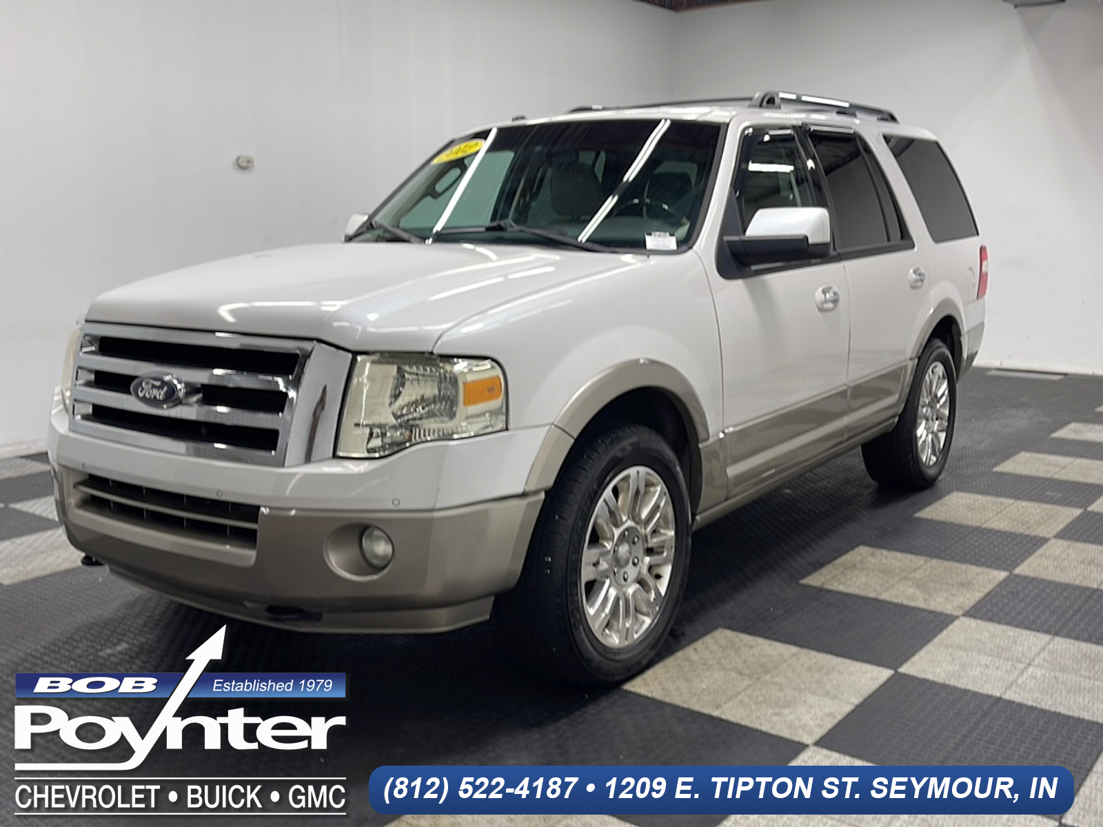 White Platinum Metallic Tri-Coat 2012 Ford Expedition SUV / Crossover Four-Wheel Drive Automatic