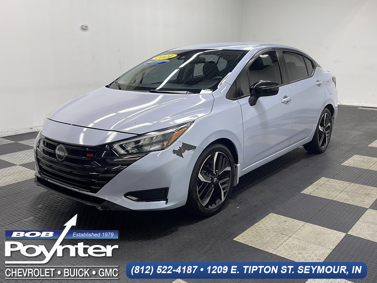 2024 Nissan Versa SR FWD