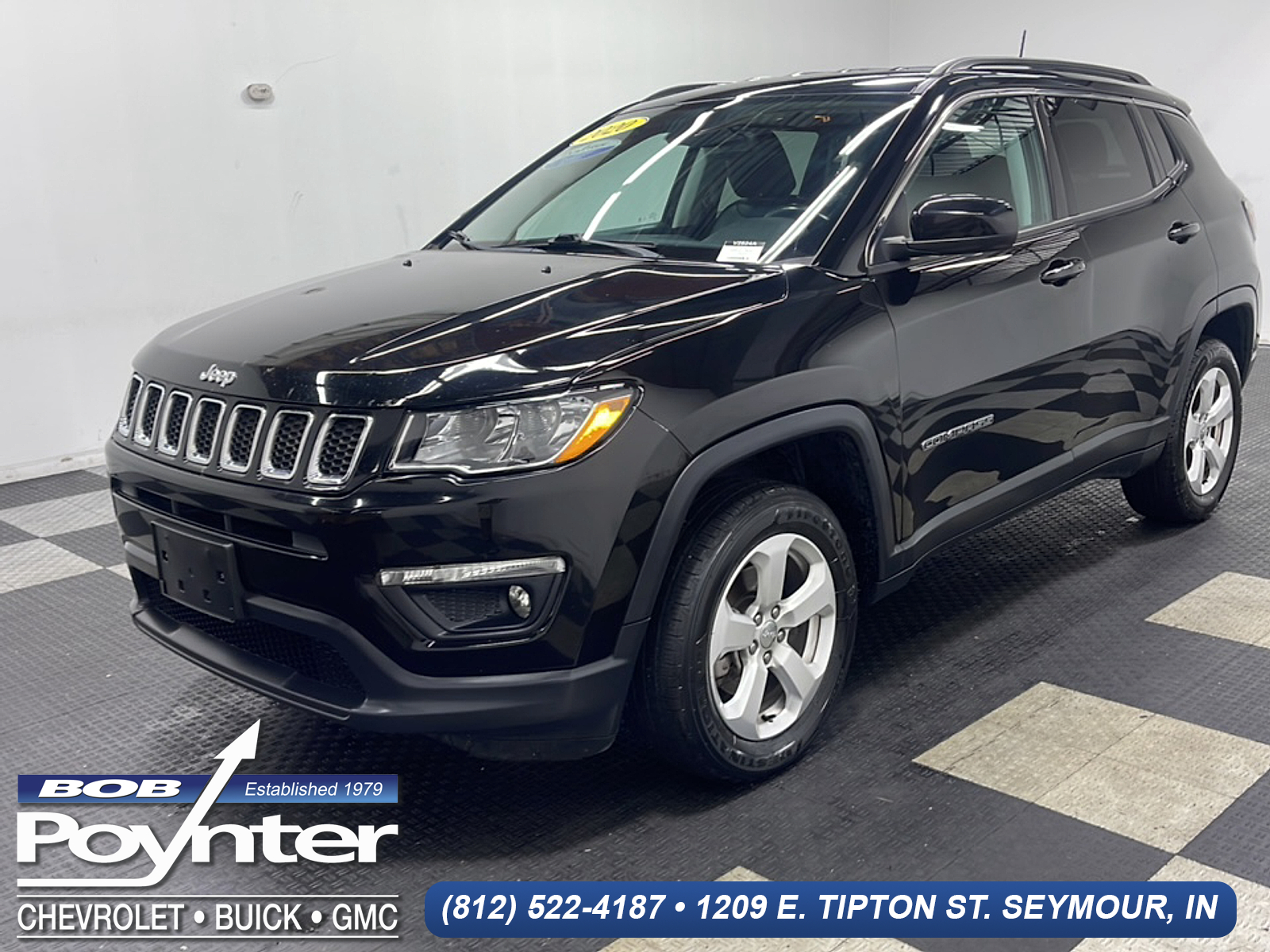 Diamond Black Crystal Pearlcoat 2020 Jeep Compass SUV / Crossover Four-Wheel Drive Automatic
