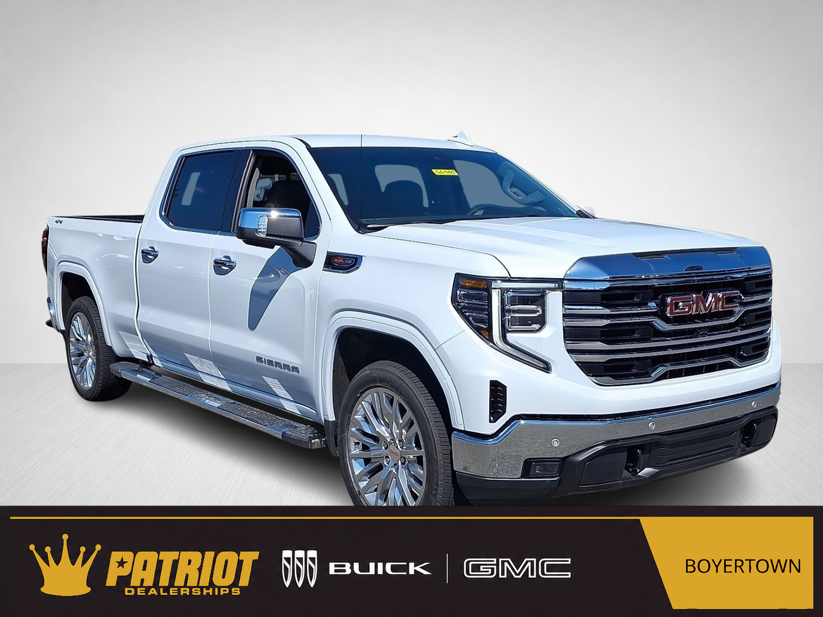 2026 GMC Sierra 1500 SLT