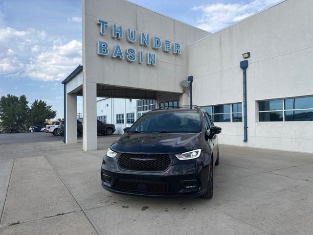 2026 Chrysler Pacifica Limited FWD
