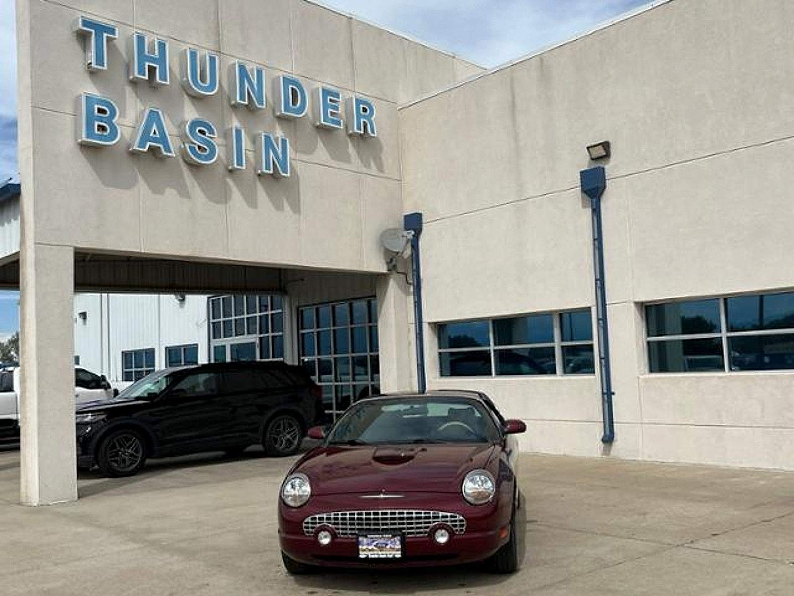 2004 Ford Thunderbird Deluxe RWD